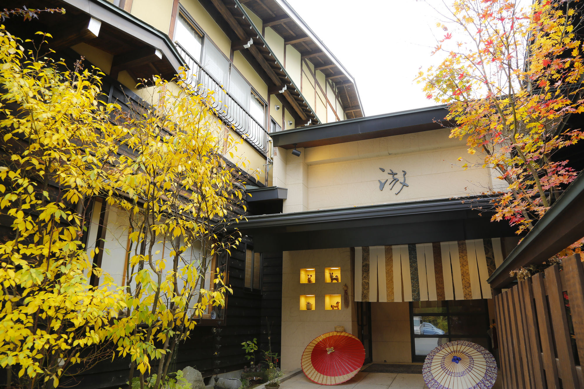 Ryokan Kutsuroginoya Yuu Takayama  Eksteriør billede