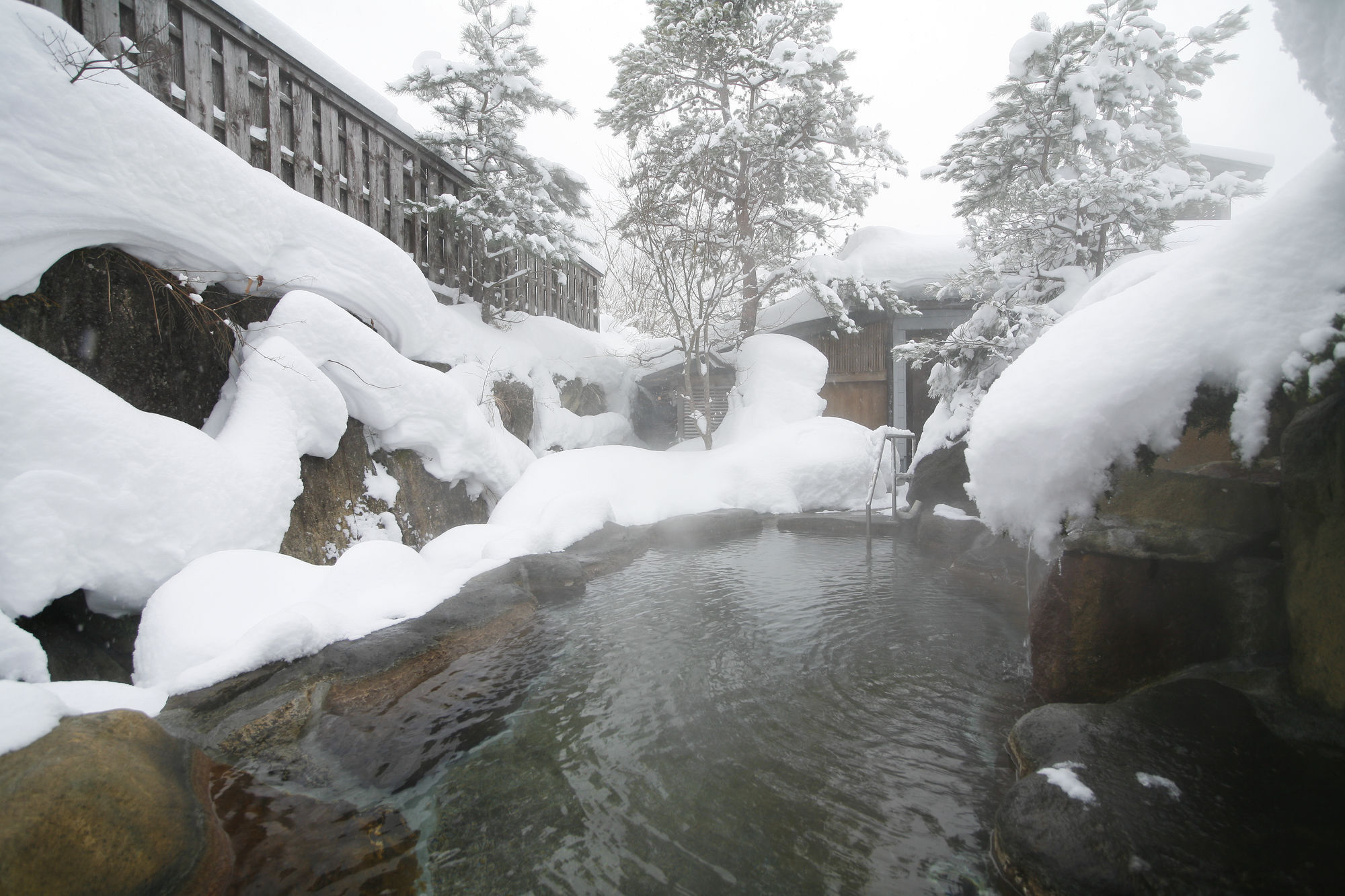 Ryokan Kutsuroginoya Yuu Takayama  Eksteriør billede