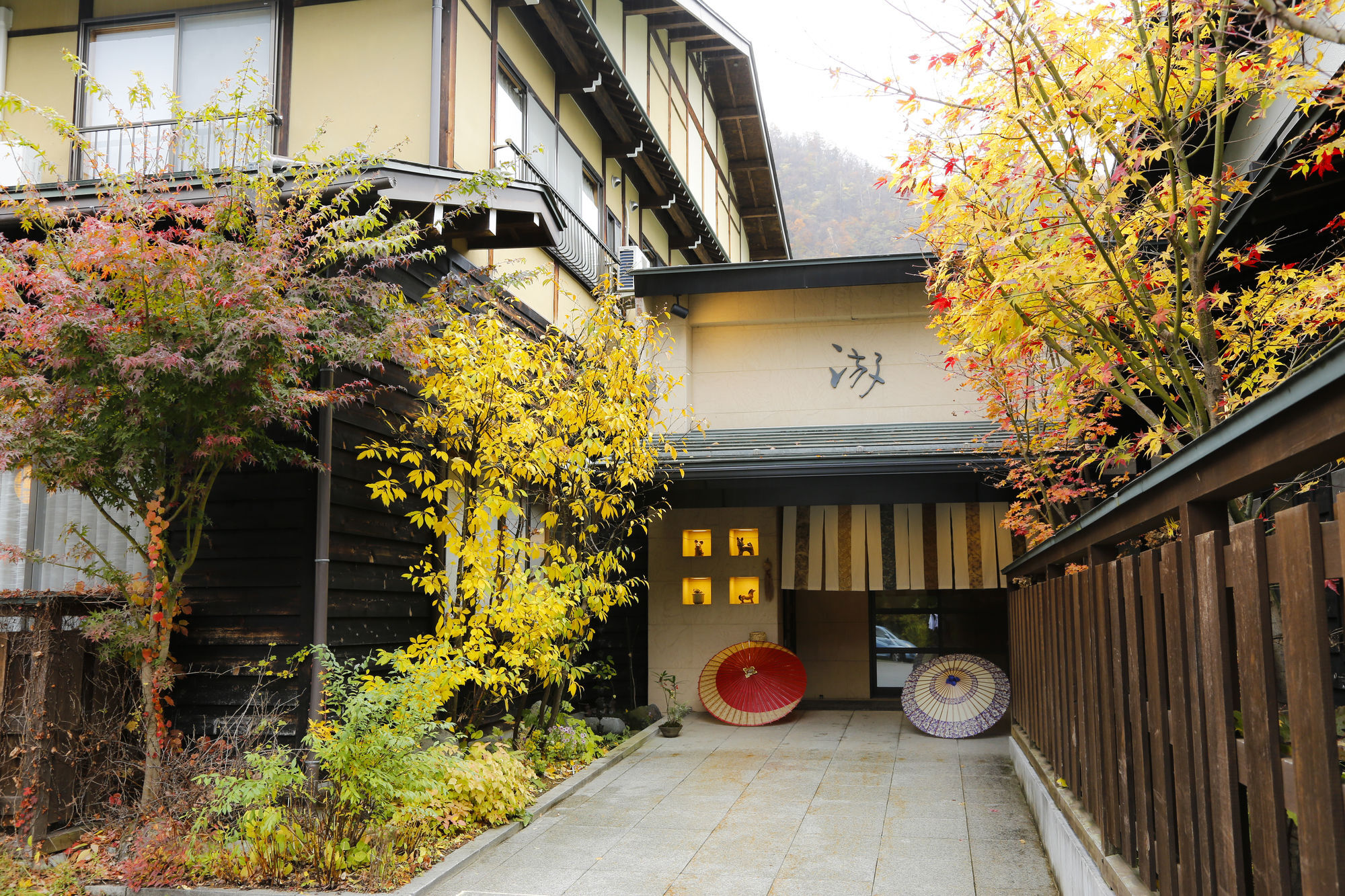 Ryokan Kutsuroginoya Yuu Takayama  Eksteriør billede