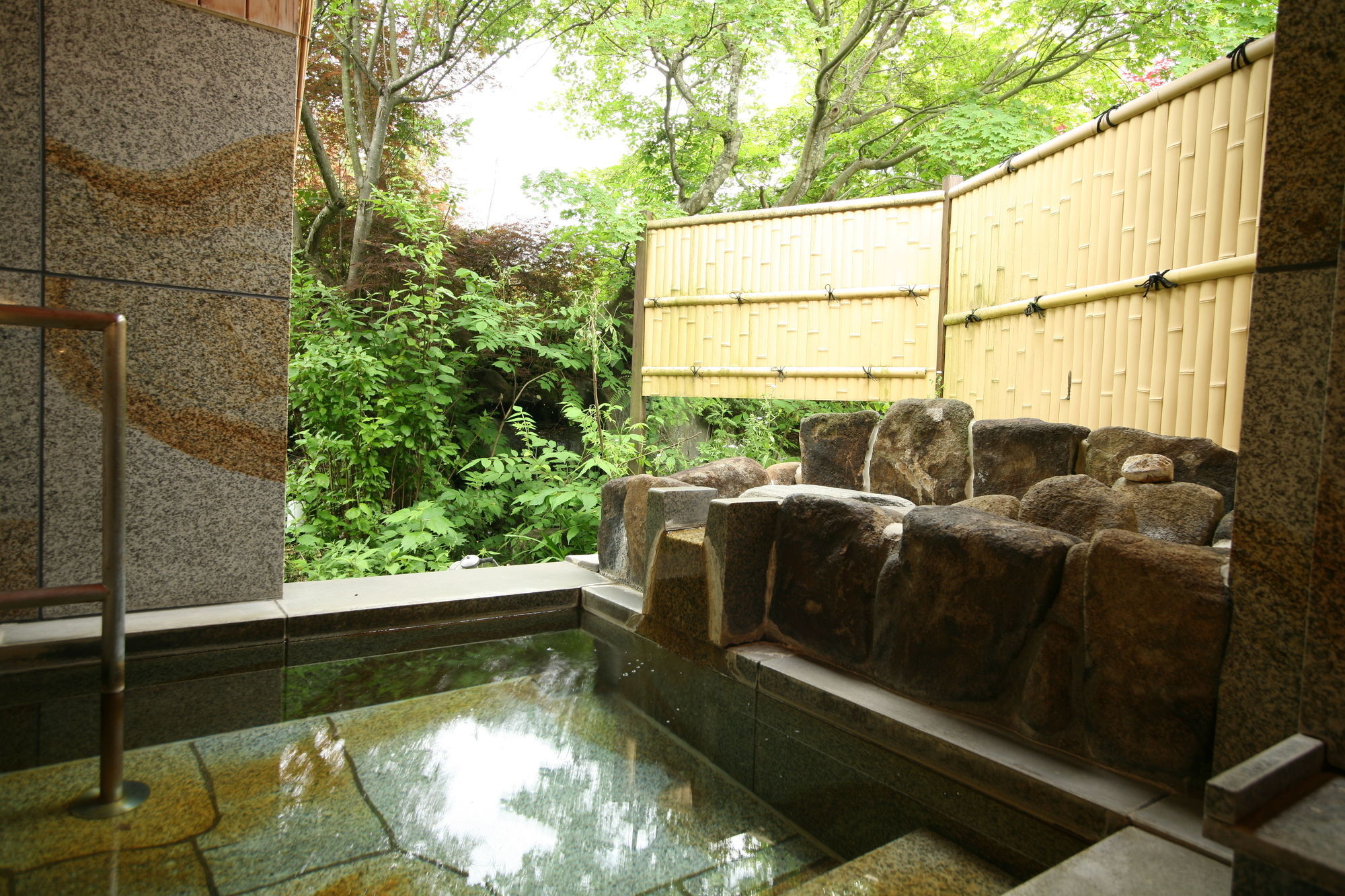 Ryokan Kutsuroginoya Yuu Takayama  Eksteriør billede